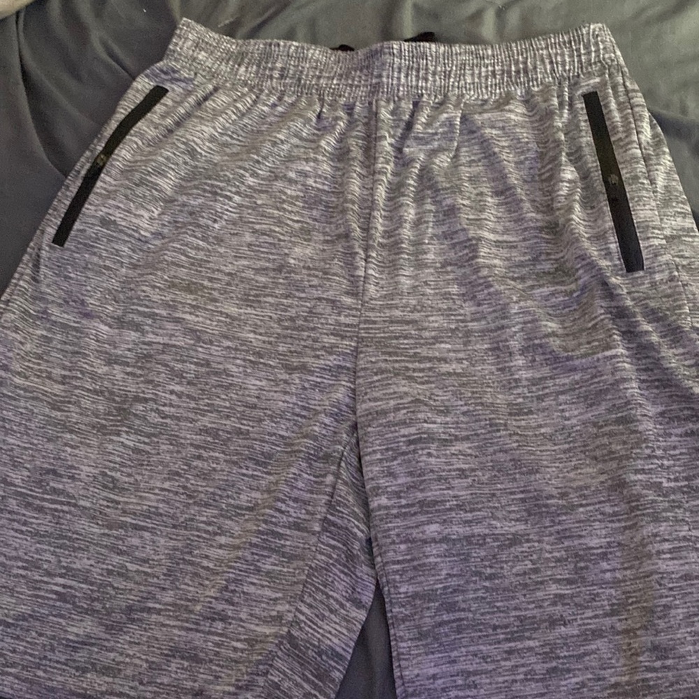 I have a pear of grey silk sorts that are breathable.